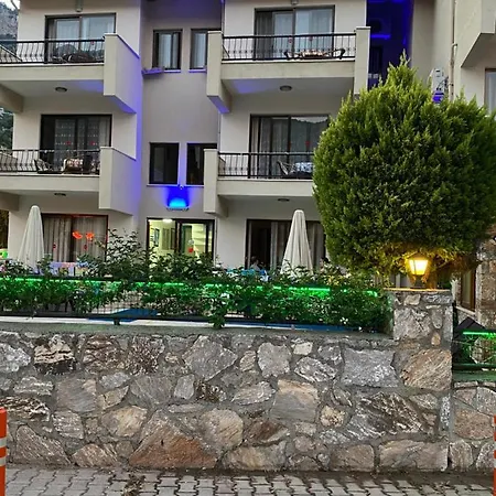 Burak Apart Turunc Marmaris