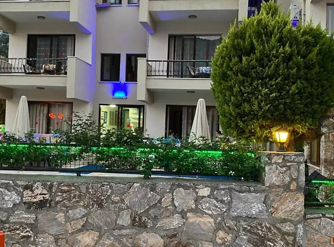 Burak Apart Turunç Marmaris