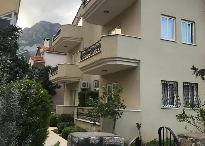 Burak Apart Turunc * Μαρμαρίς